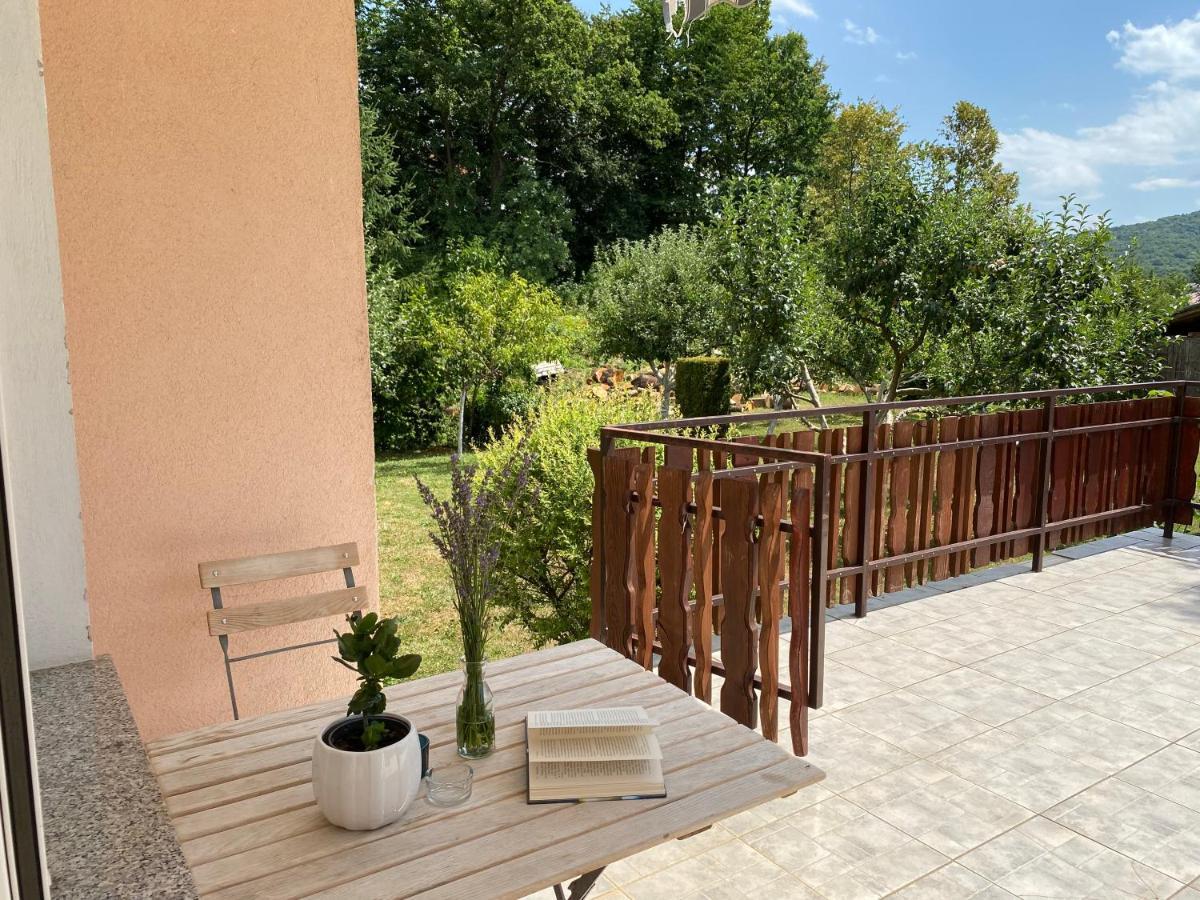 Apartments Nika Слуни Экстерьер фото