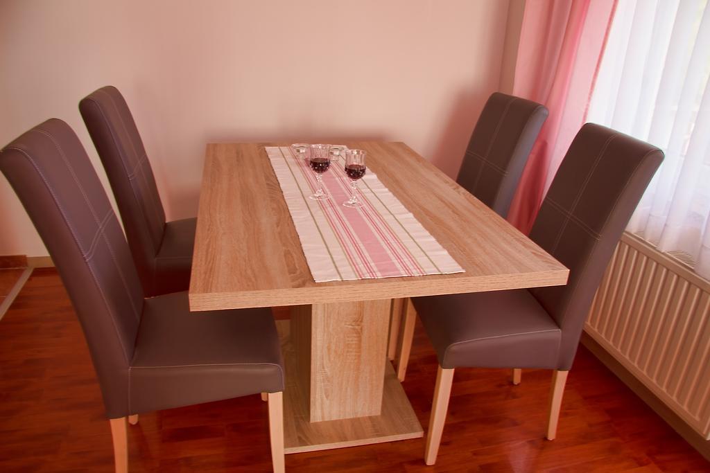 Apartments Nika Слуни Номер фото